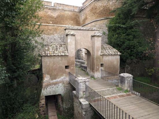Charme Bed & Breakfast Civita Castellana Bagian luar foto